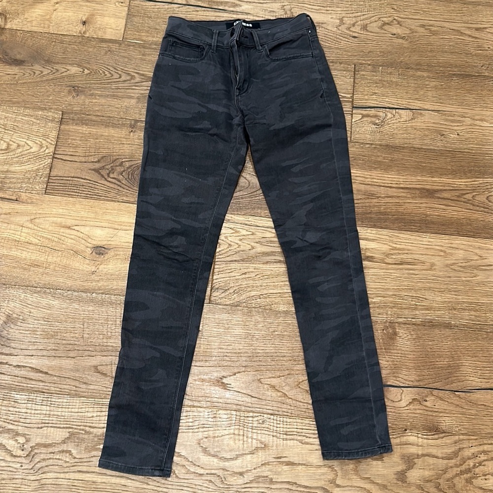 Express Camo Jeans